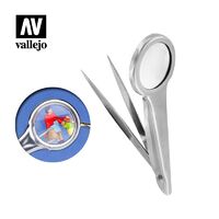 Vallejo Hobby Tools - Tweezers with Magnifier